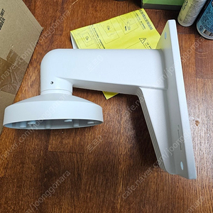 하이크 비전 힉비전 CCTV 돔형 브라켓 ds-1273ZJ-130 팝니다.
