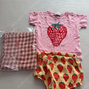 보보쇼즈 딸기블루머+티셔츠+블랭킷