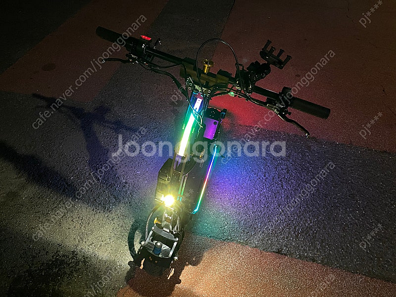 위페드 폴드2S 생활기스 제외 신품급 대리기사 강추기체...--2
