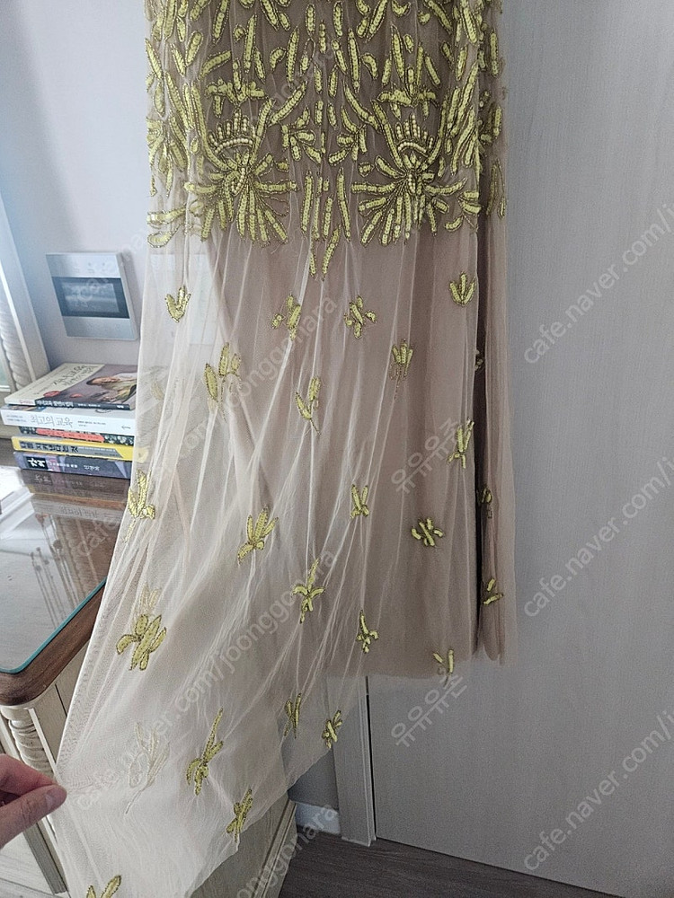 파티드레스.연주회나 연말파티룩.스팽글 원피스 이미지