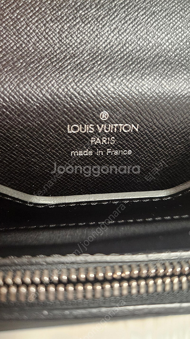 루이비통 타이가 서류가방--6