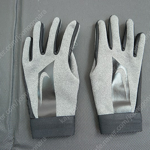 나이키 키즈 비니, 하이퍼웜장갑 팝니다.​​​