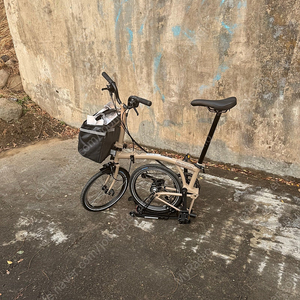 24년구입 M6R 팝니다.