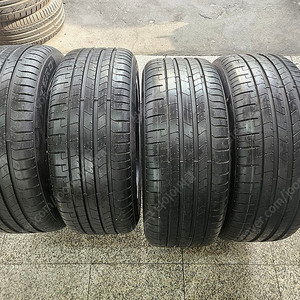 [판매] 피넬리 피제로TM PZ4 245-45-19 중고타이어 신품급 한셋트