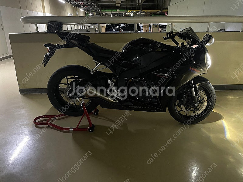 cbr1000rr 2014 19000km--5