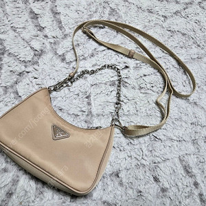 프라다미니테수토