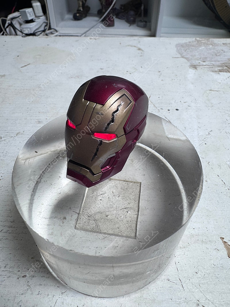 핫토이 마크85 헬름/마크43 스페셜 헬름/마크7 데미지 언마스크 토니헬름 판매 이미지