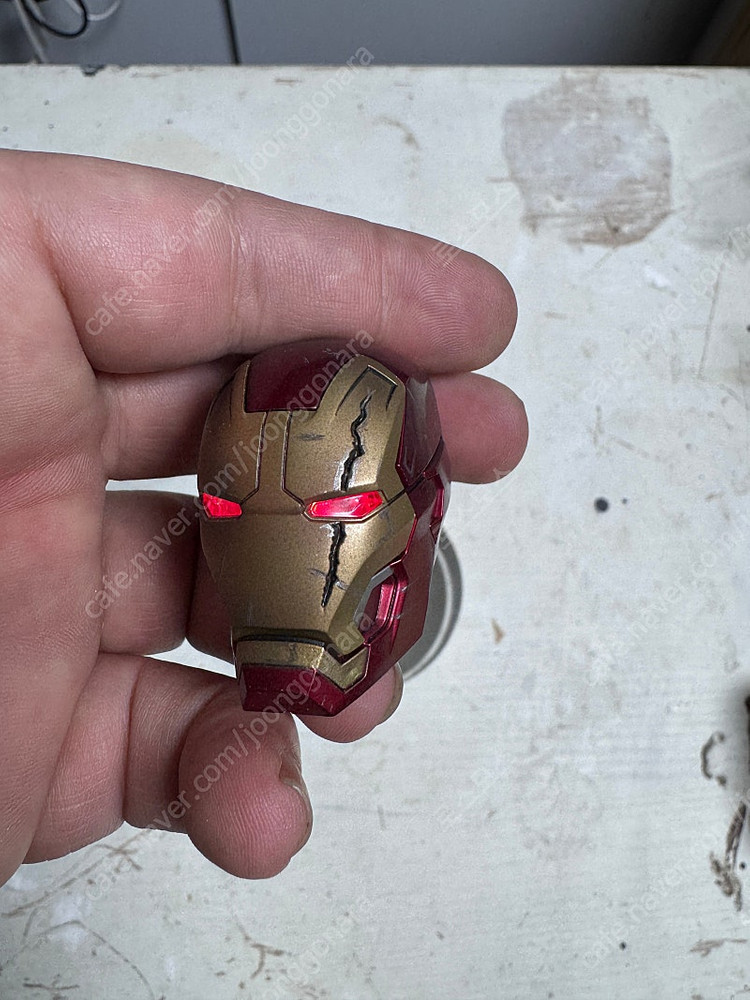 핫토이 마크85 헬름/마크43 스페셜 헬름/마크7 데미지 언마스크 토니헬름 판매 이미지