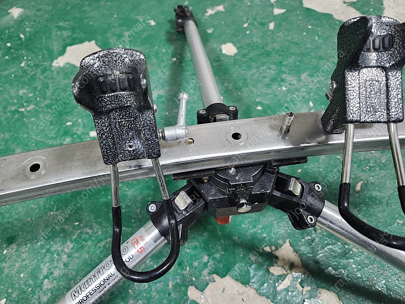 장어낚시 받침틀.맨프로토 4구 팝니다 이미지