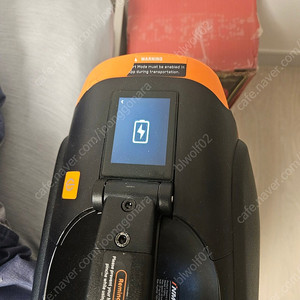 인모션 V12 Pro 주행거리 110Km 팝니다. 헬멧신품포함