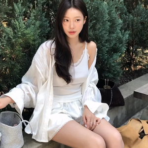 리즈 더위시 leeds 아일렛 쇼츠 새상품 팝니다.