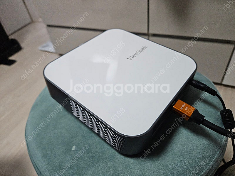 (실시간네고)뷰소닉 m2e 프로젝터 판매합니다 FHD+...--2