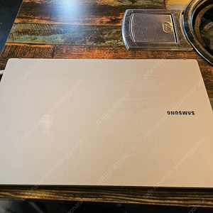 삼성전자 갤럭시북 NT755XDA-KU58S ​ c타입 충전기분실ㅠㅠ 마산 직거래가능 창원진해경남 ​ 운영체계 : Windows 11 Home 정품 ​ 프로세서 : In