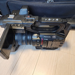 파나소닉 4K 캠코더 HC-X20 , 파나소닉 HC-WXF1M 핸디캠 , 소니 HDR-SR10 캠코더 판매합니다.