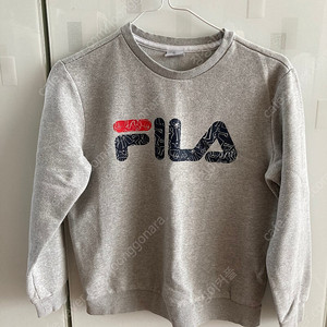 FILA 휠라 긴팔 긴팔티 티셔츠 티 키즈 어린이 주니어 유아 아동 유아동 키즈 판매합니다.