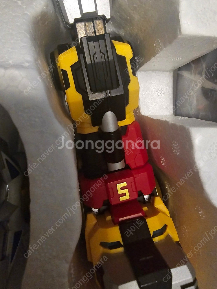 (최종가격인하)TITAN모형 , FJ 볼트론 두종류 판...--3