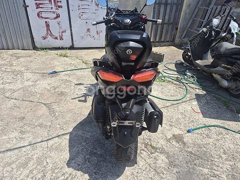 2020년식 엑스맥스300 싸게 판매 합니다.--4