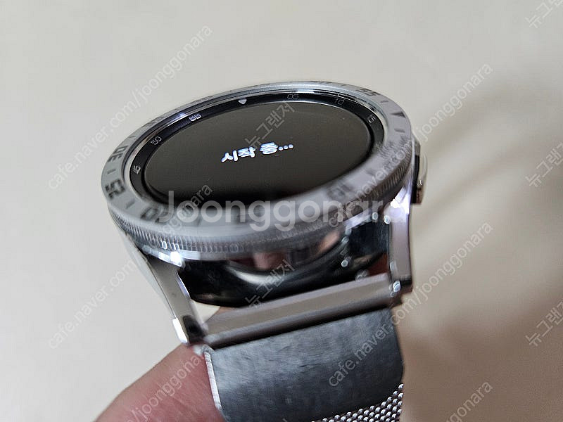 갤럭시 워치4 클래식 42mm--1