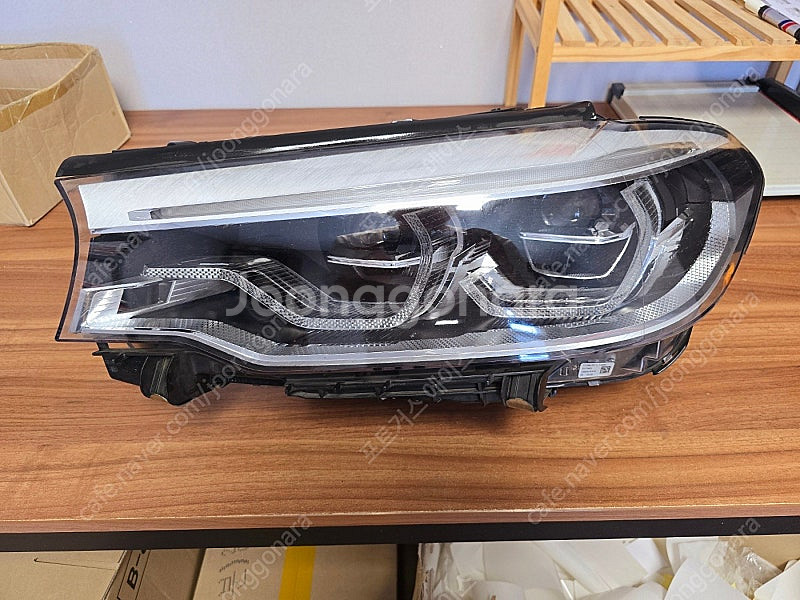 bmw 520d M스포츠(g30모델) 운전석 순정 헤드...--0
