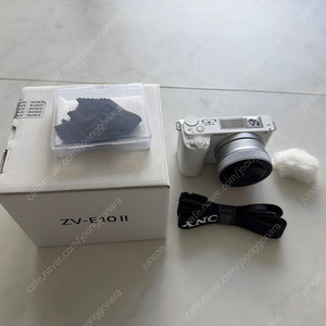 ZV-E10M2 (렌즈킷) 화이트 팝니다.