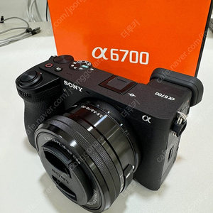 소니 ILCE-6700 미러리스 +15-50mm 키트