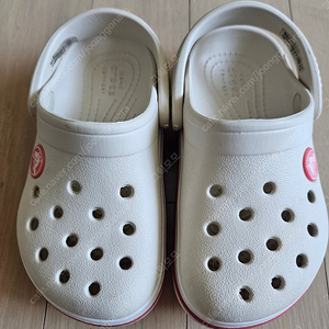크록스 C8