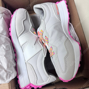 뉴발란스327 키즈