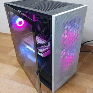 라이젠3500X gtx1660 램8 ssd250