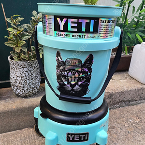 예티버킷, 돌리세트