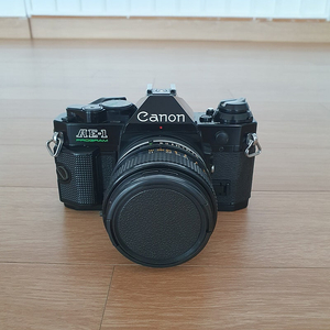 캐논 AE-1 프로그램 필름카메라 (배송비,렌즈 포함)