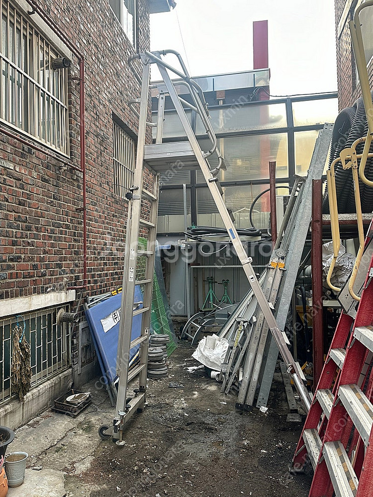 안전발판사다리 9단--0
