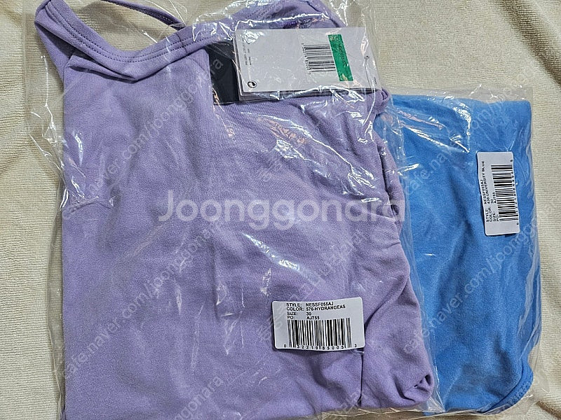 나이키 컷아웃 메탈릭 스우시 30사이즈--0