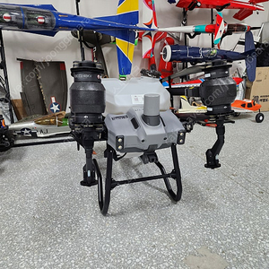 DJI T40 방제용 드론 팝니다.