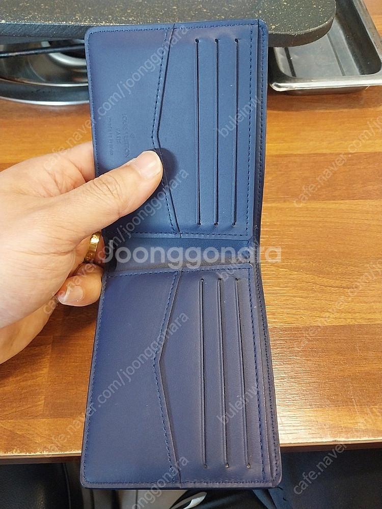 루이비통 반다나 반지갑 정품 판매합니다 한정판--3