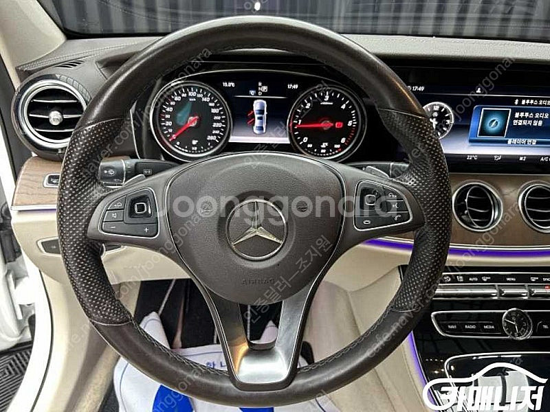 [벤츠]E-클래스 W213 E220d 4MATIC 익스...--8