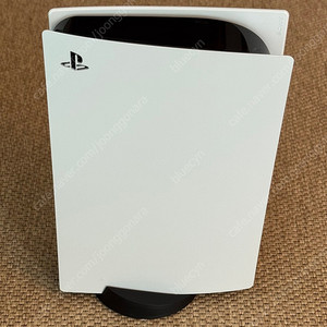PS5 디스크버전 + 충전거치대(듀얼센스) 팝니다