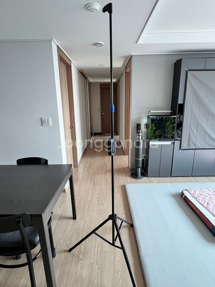 [상태 좋아요] LG 120인치 4K 시네빔프로젝터 H...--7