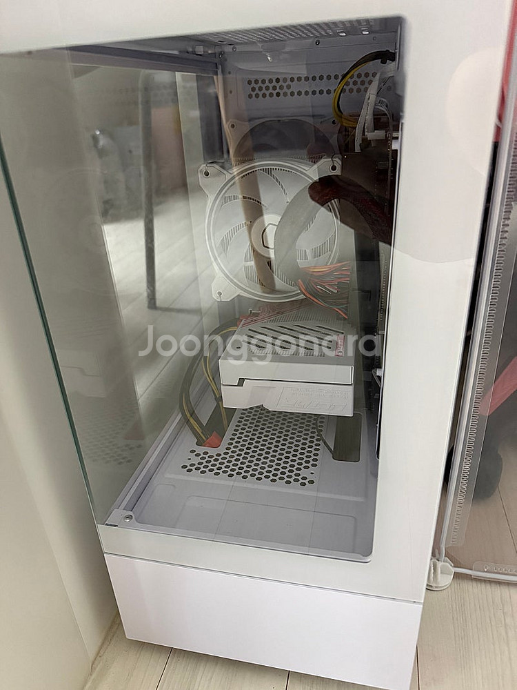 RTX4060 게이밍PC+180hz모니터--0