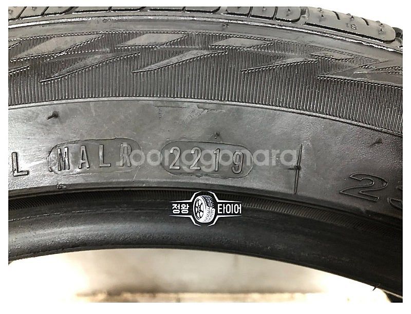 중고타이어 넥센타이어 엔프리즈 AH8 235/45R18...--5