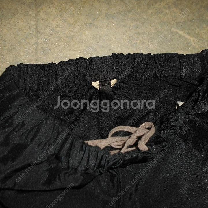 꼼데가르송 블랙라벨 밴딩 팬츠--3