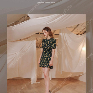 커먼유니크 제니 플라워 미니원피스