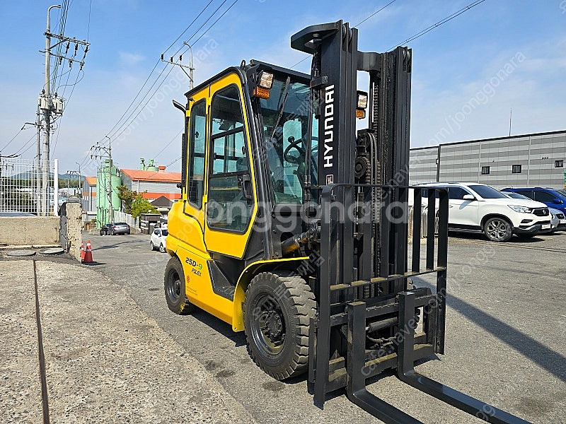 현대 2.5톤 디젤지게차 중고 판매합니다--5