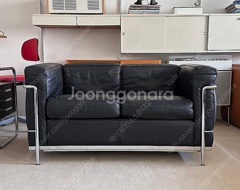 Cassina lc2 2seater black leat...--0