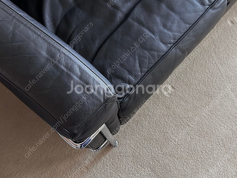 Cassina lc2 2seater black leat...--3