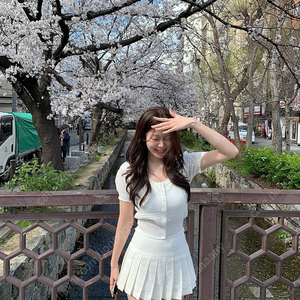 온트마켓 슈슈 가디건 새상품