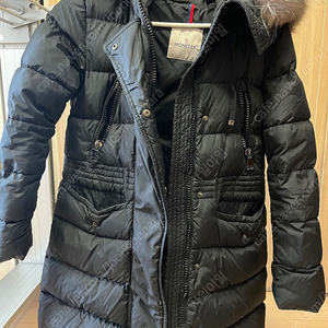 *정품인증* 몽클레어 aphroti 아프로티 패딩 (공홈 가격 421만원)*겨울 지나 싸게 팔아요