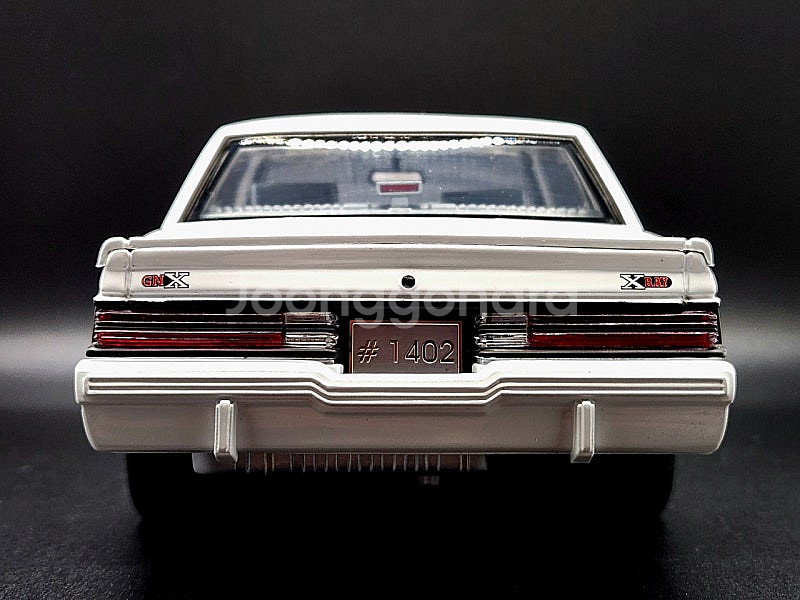 1/18 GMP 뷰익 GNX X-RAY 화이트 색상 판...--8