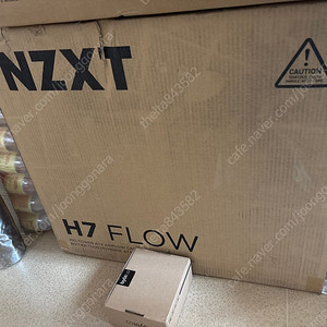 NZXT H7 flow 2024