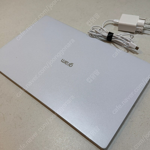 LG 엘지 2024 그램 15인치 Ultra5 15Z90ST-GA5CK 팝니다.