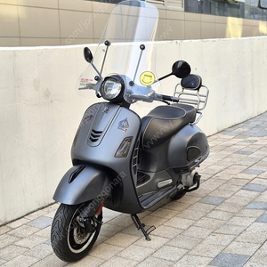 2016년식 베스파 GTS300 ABS,ASR 모델 판매합니다.